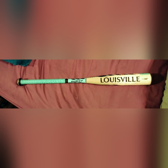 Louisville Slugger Quest Fast Pitch  Softball Bat  27".       1/24 - Picture 1 of 3